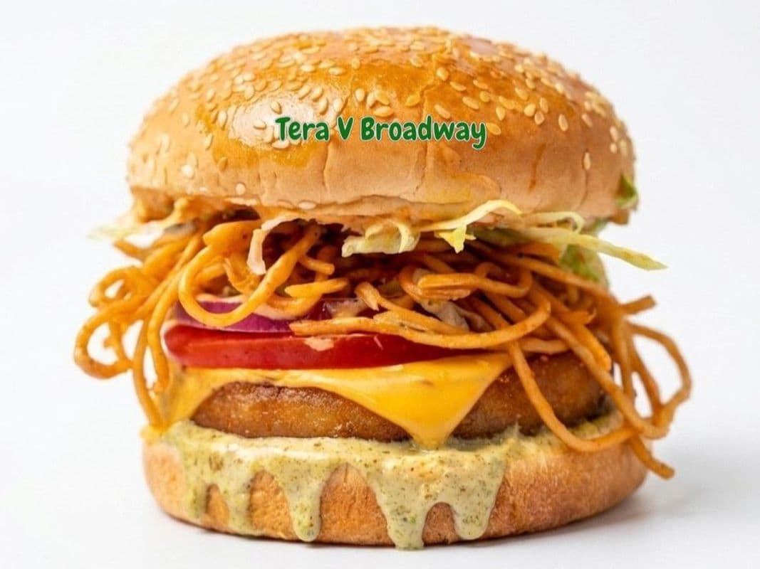 Aloo Tikki Noodle Burger