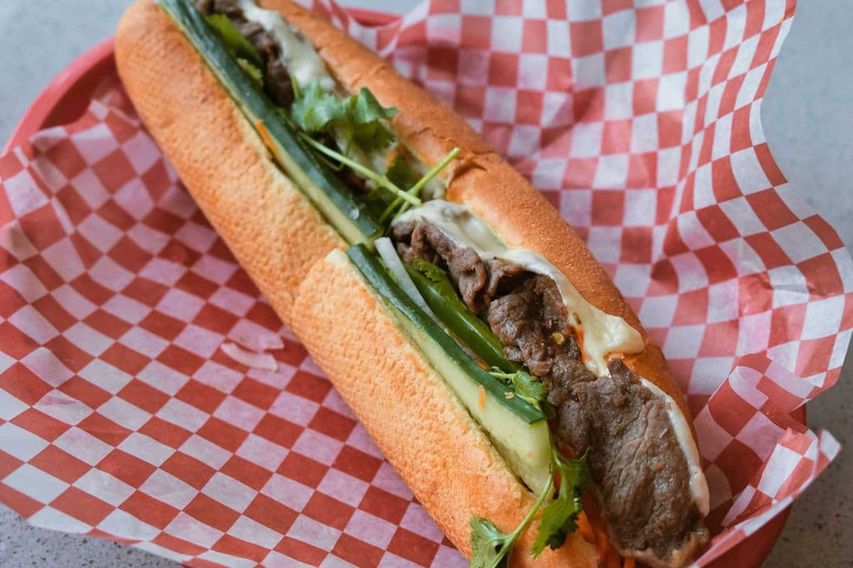 9C. Satay Beef Sub