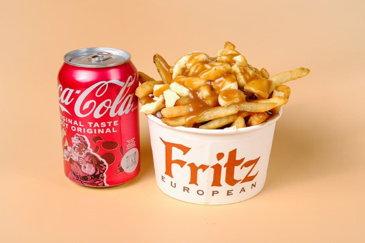 Regular Poutine with Soda Pop