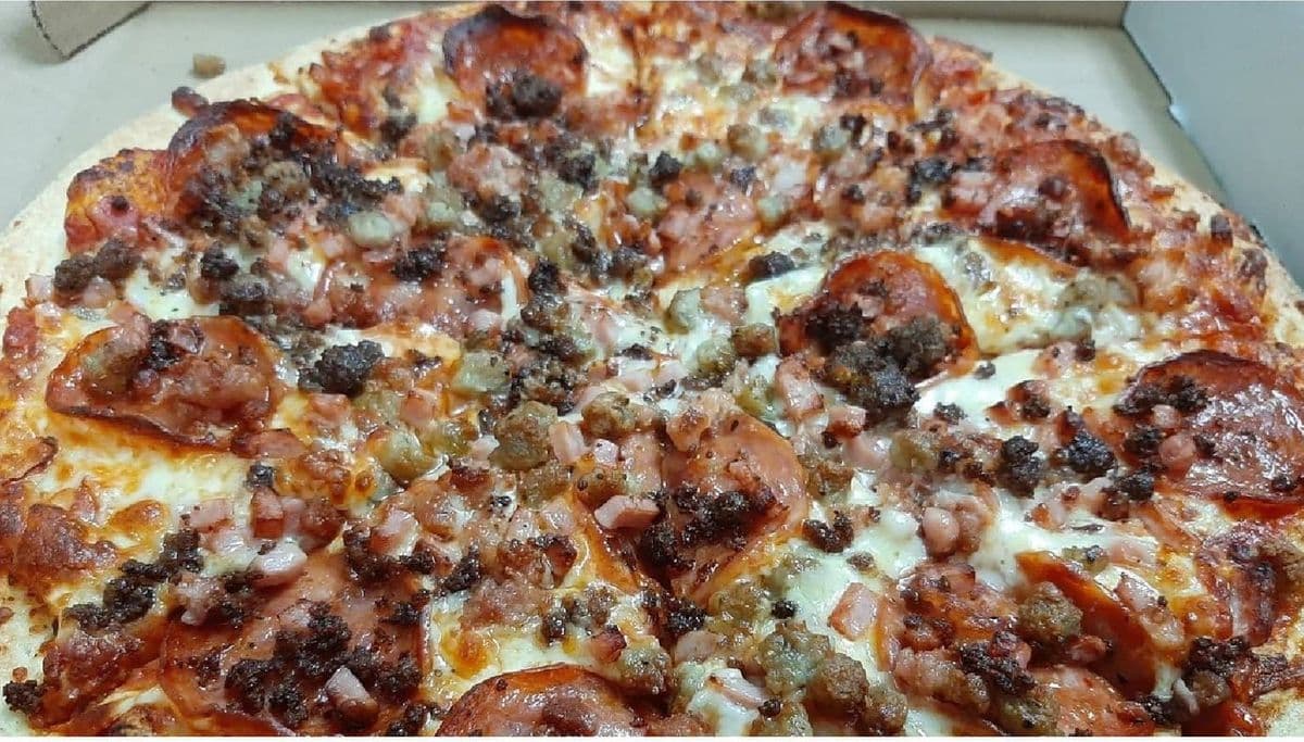 Extra Large Lots O' Meat Pizza