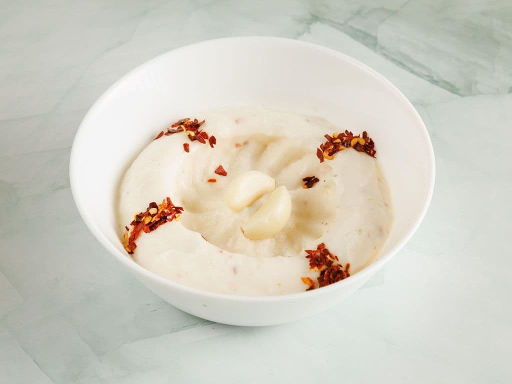Garlic Dip (Toum)