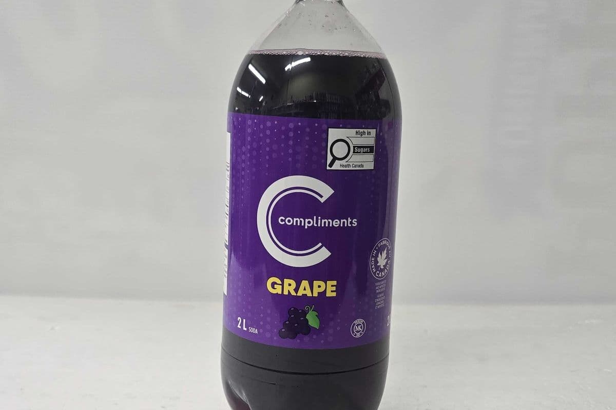 Compliments Grape (2L)