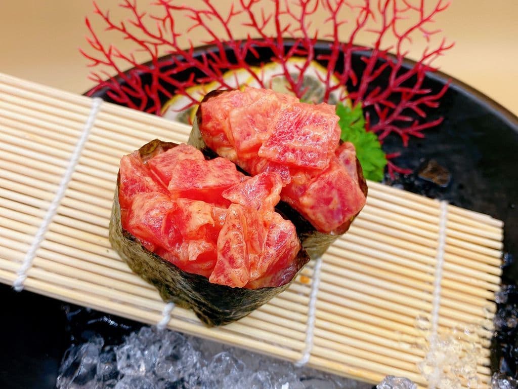 Spicy Tuna Sushi (2pcs)