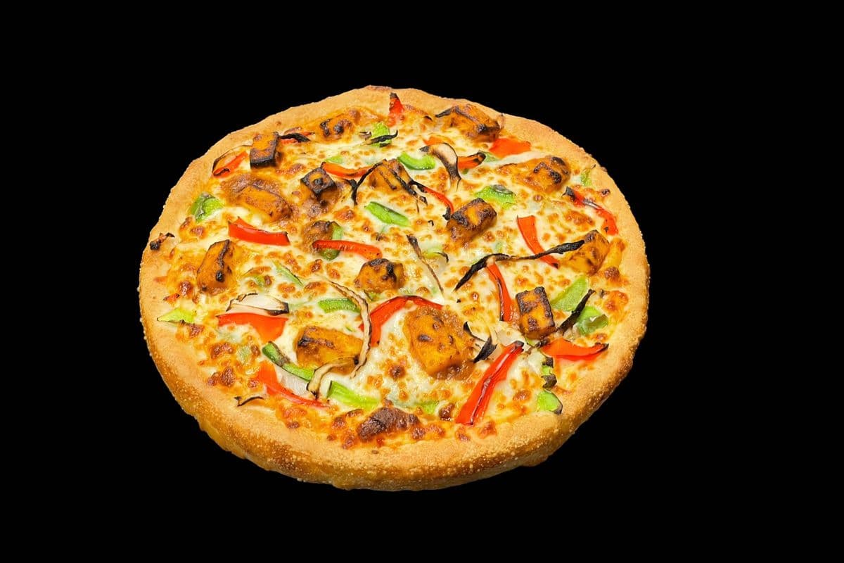 37. 16" Extra-Large Butter Chicken Pizza