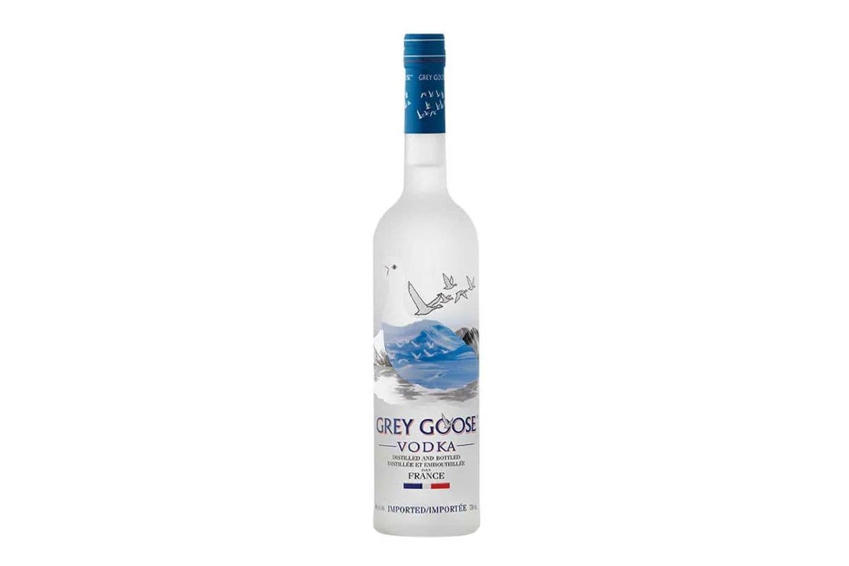Grey Goose Vodka 750ML (1 x 750 ml)