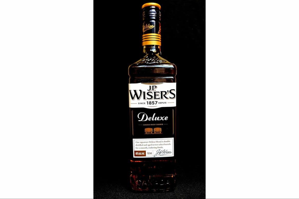 Wiser's Deluxe (750 ml) (1 x 750ml)