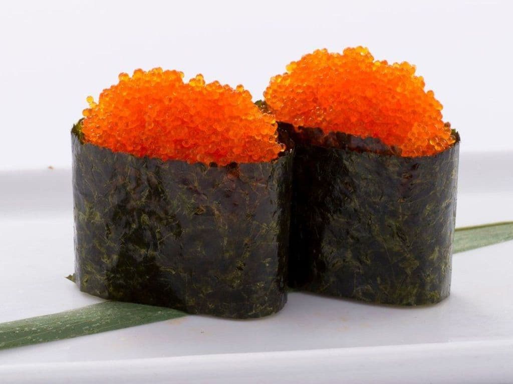 Tobiko Sushi (3 Pcs)
