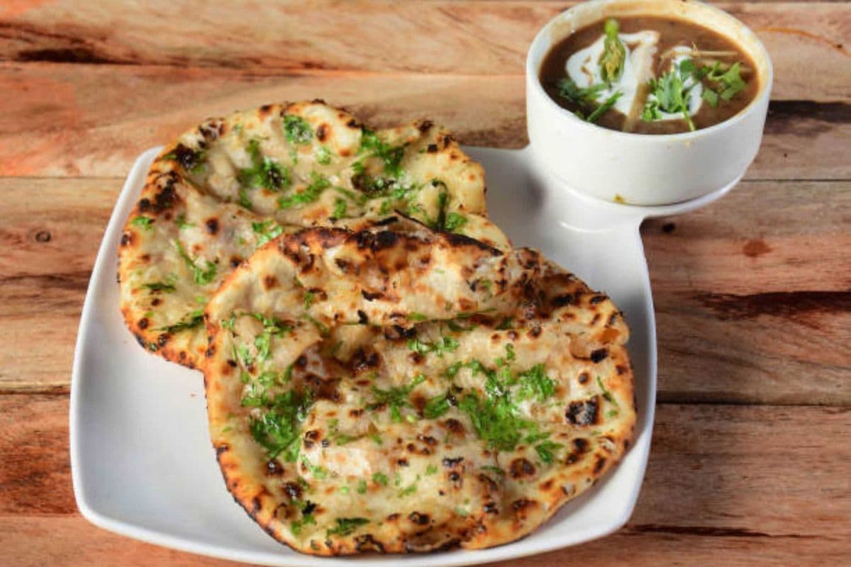 Stuffed Kulcha with channa