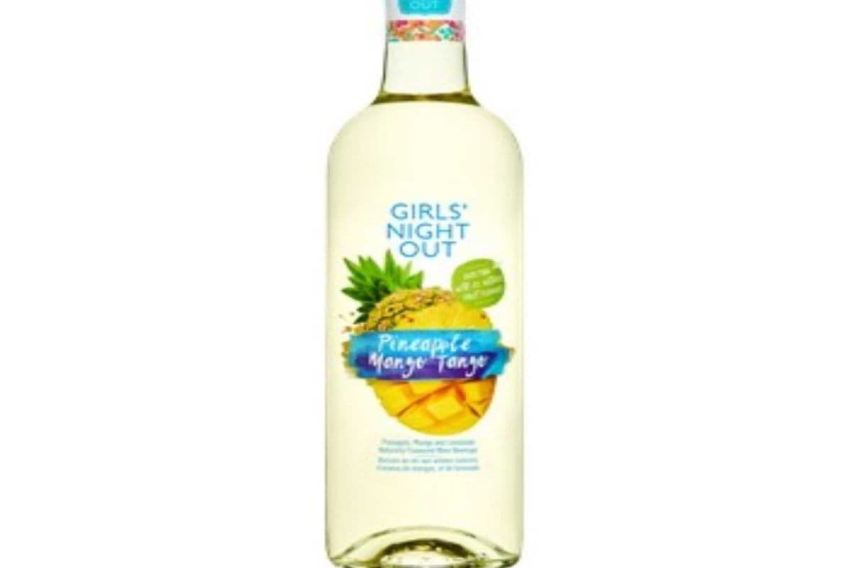 GIRLS NIGHT OUT PINEAPLE 750ML (1 x 750 ML )