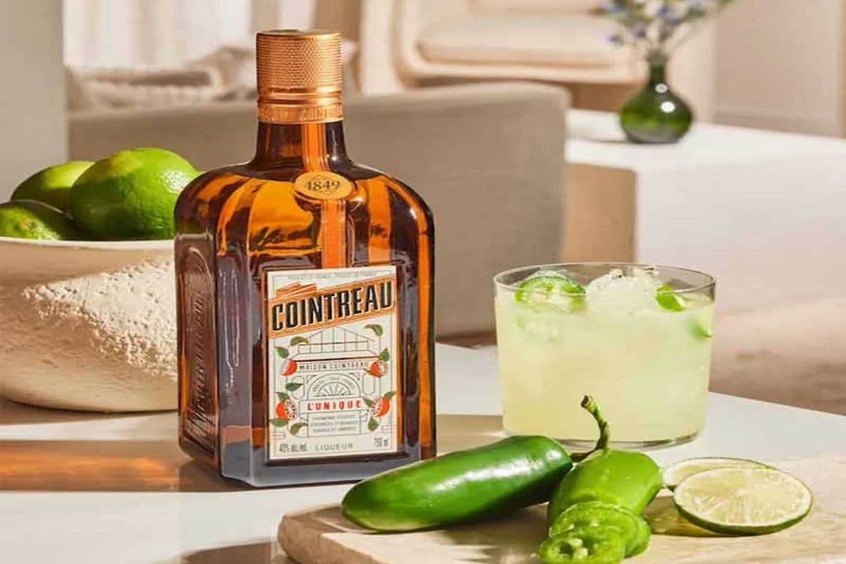 COINTREAU (1 x 750ML)