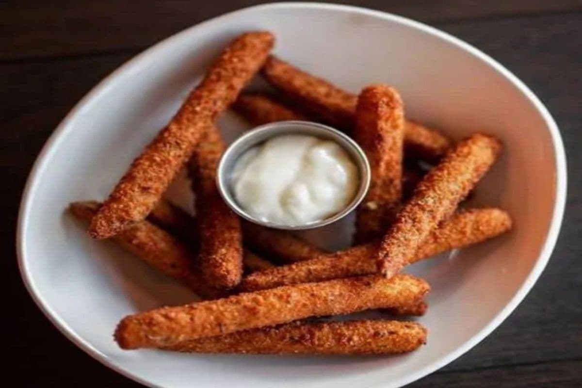 Zucchini Sticks (14 pcs)