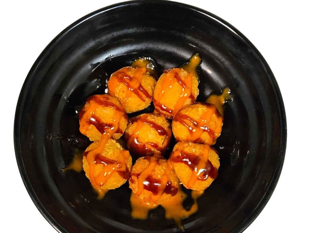 Cheesy Kimchi Fire Balls (8 Pcs)