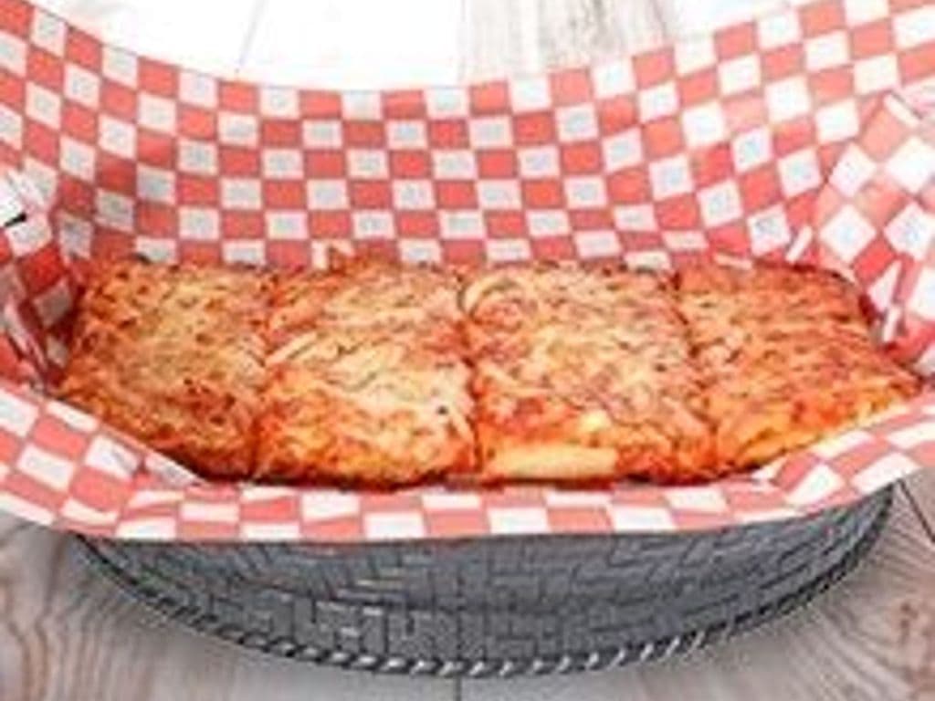 Kids Cheezy Pizza