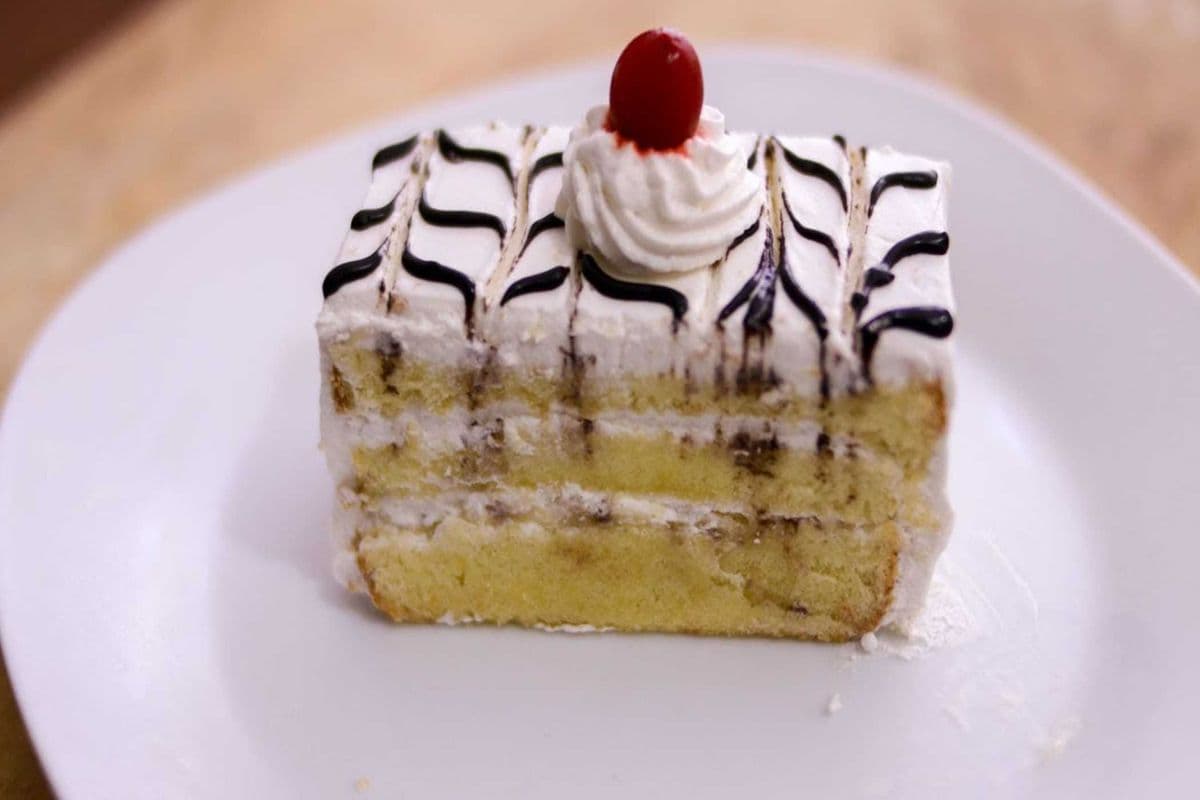 Pasteries (1 pc)