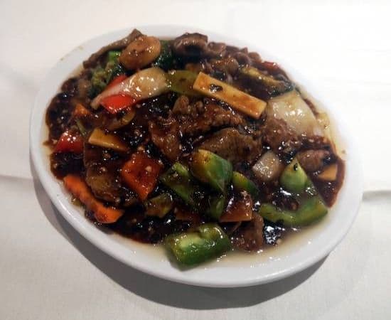 35.Poulet ou boeuf aux légumes mélangés sauce aux haricots noirs dans riz/豉椒(牛)鸡饭