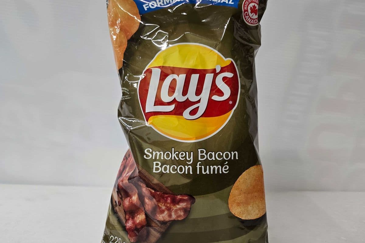 Lays Smokey Beacon 220g (220g)