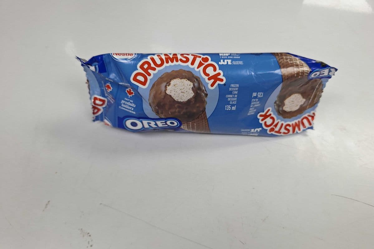 Drumstick Cone Oreo (135 ml) - $ 3.49