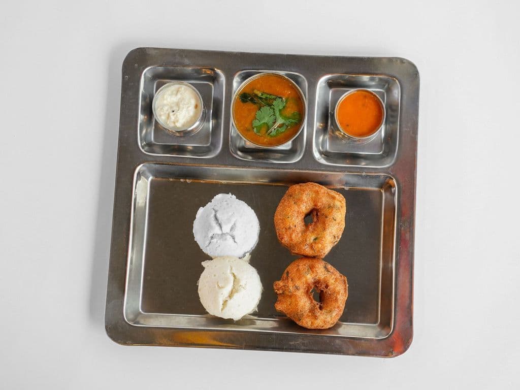 Idli Vada Combo