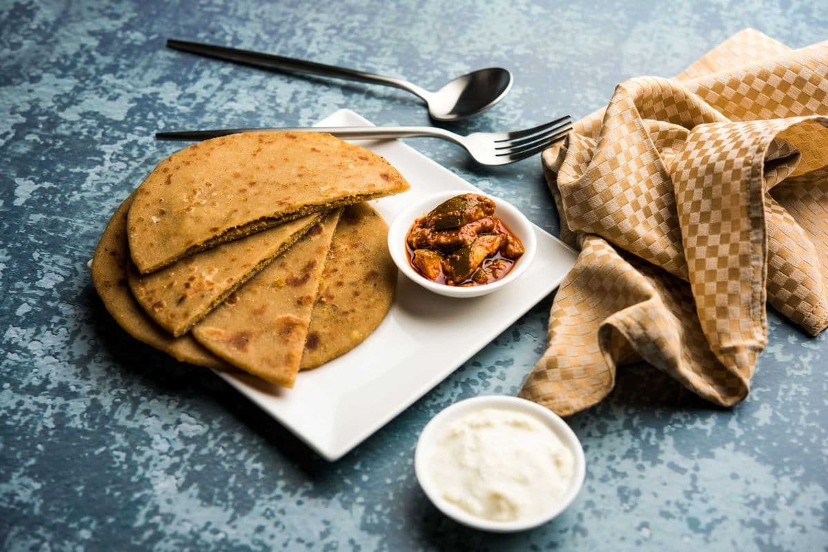 Aloo Paratha Plate