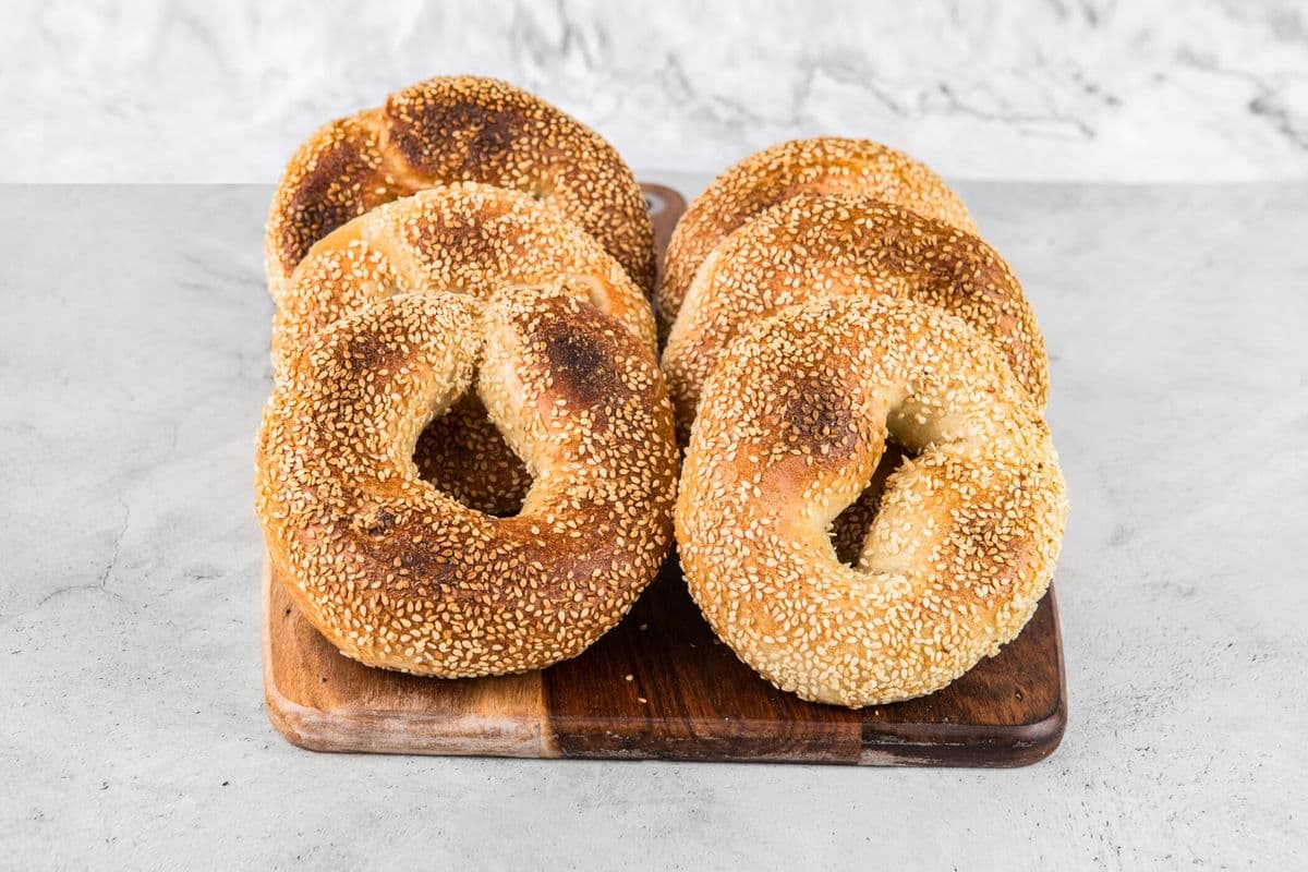 Sesame Seed Bagels (1/2 Dozen)