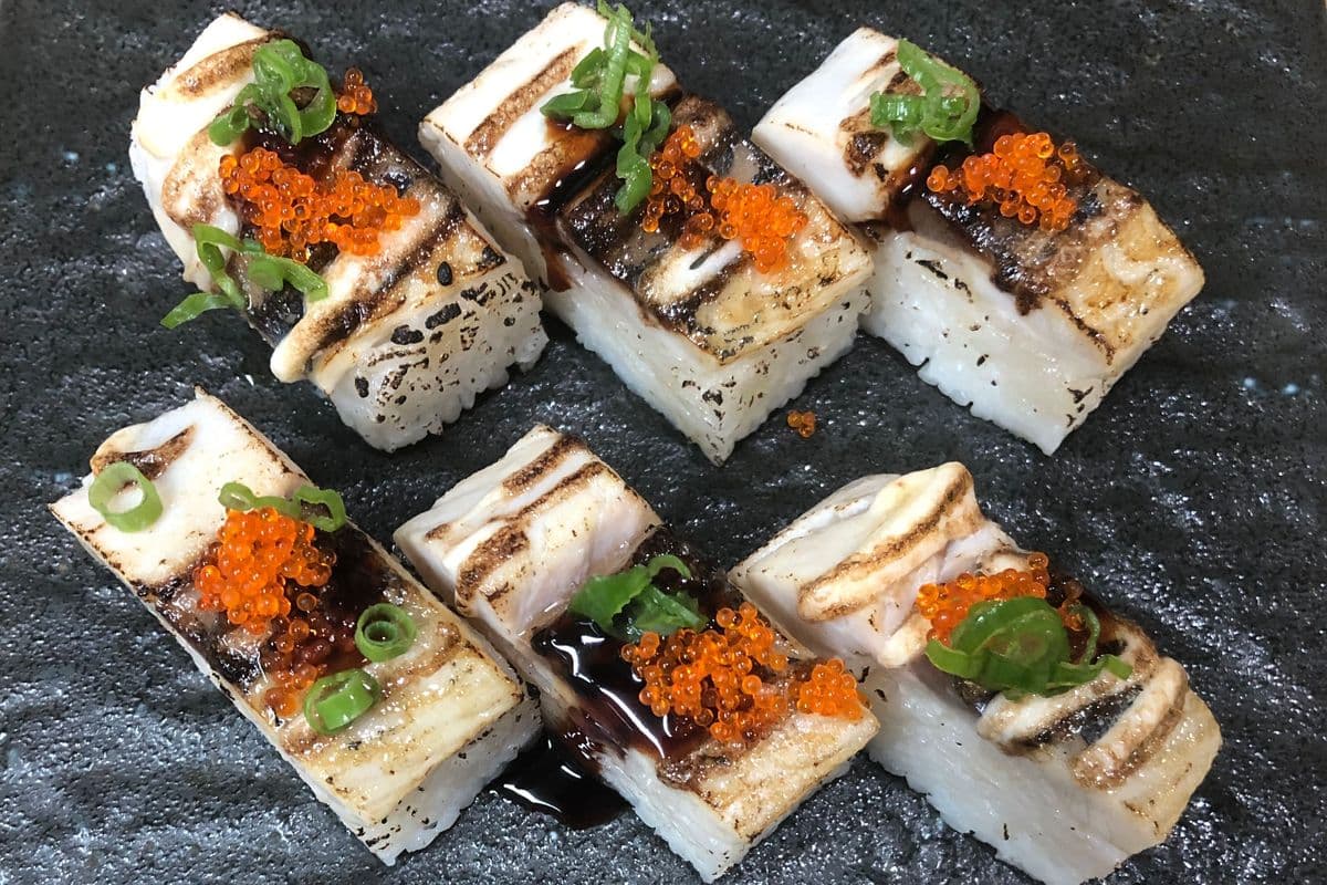 Sime-Saba Oshi Sushi