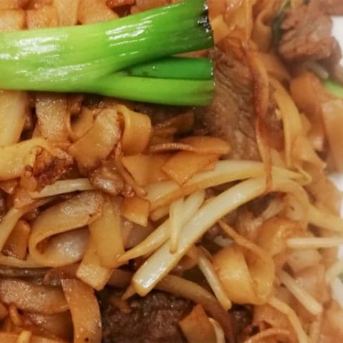 Beef Rice Noodle / 干炒牛河