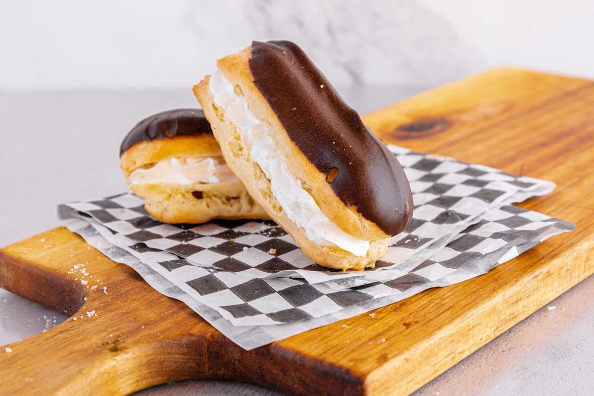Mini Eclair (1 x 4")
