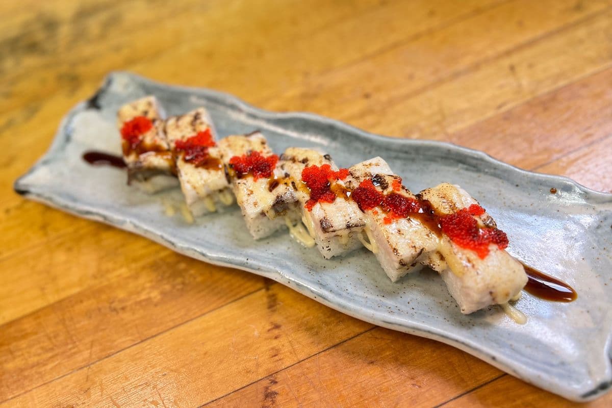 Hamachi Oshi
