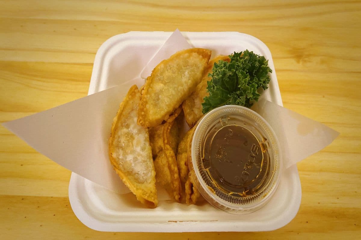 Pork Gyoza (6 pcs)
