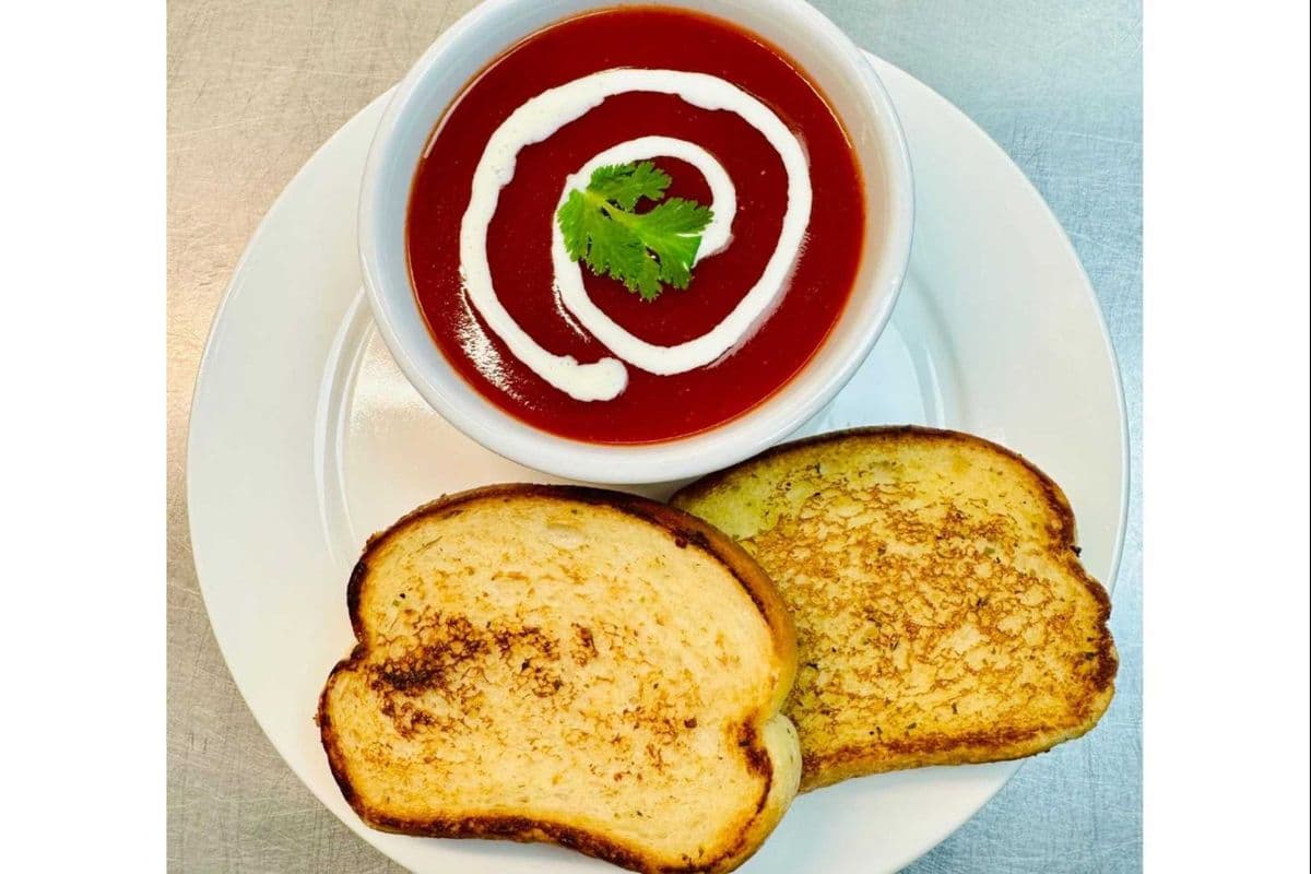 Tomato Soup with Garlic Bread