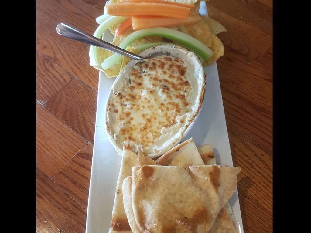 SPINACH & ARTICHOKE Dip