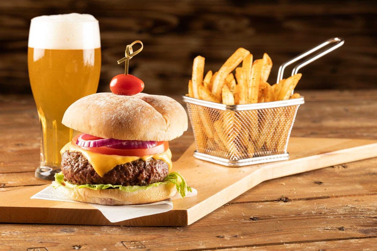 Plat de hamburger Highland bio