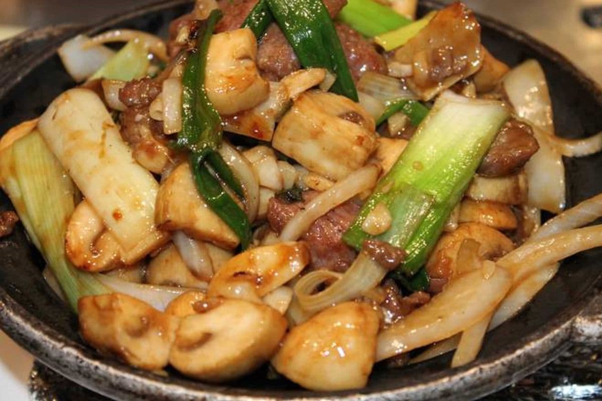 蘑菇牛肉 Beef with Mushroom