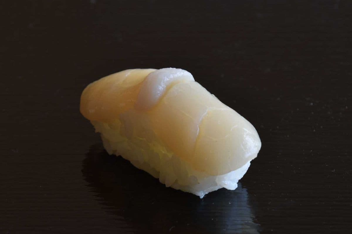 Hotate Nigiri