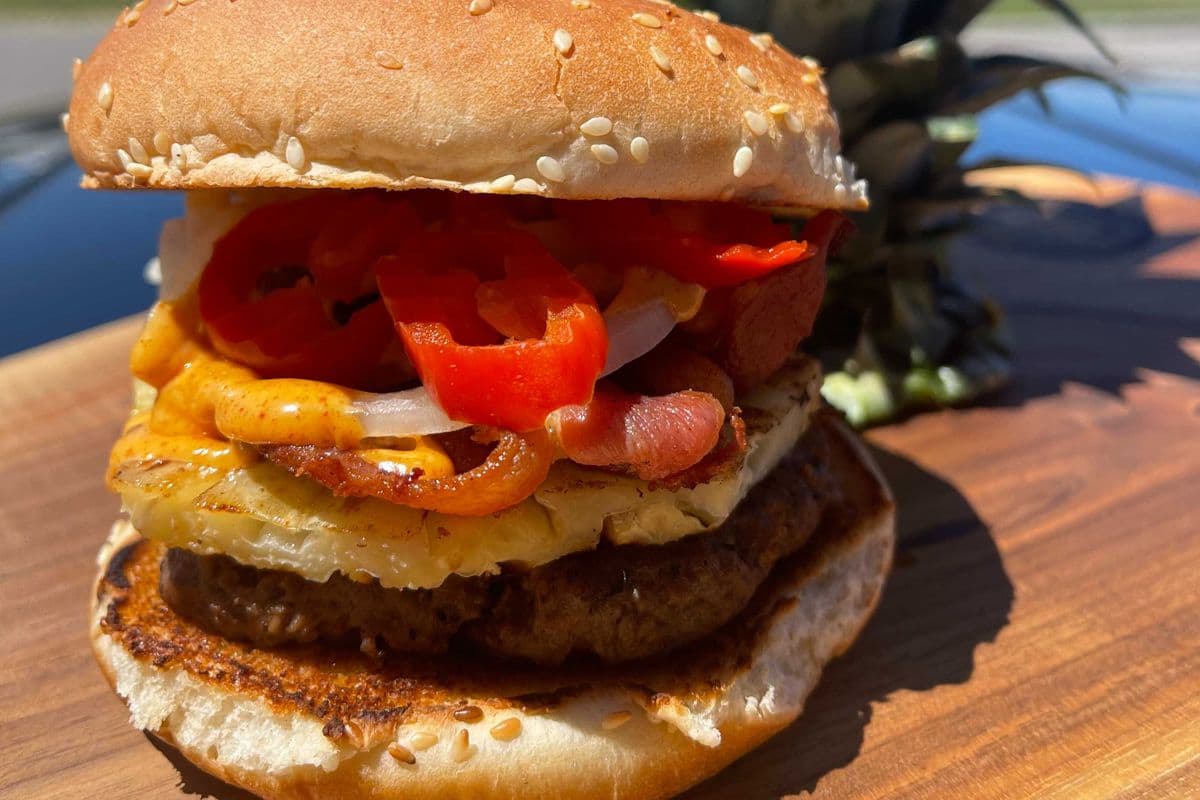Hawaiian  Beef Burger 6oz