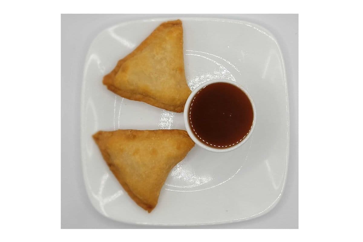 Vegetable Samosa (2 Pieces)