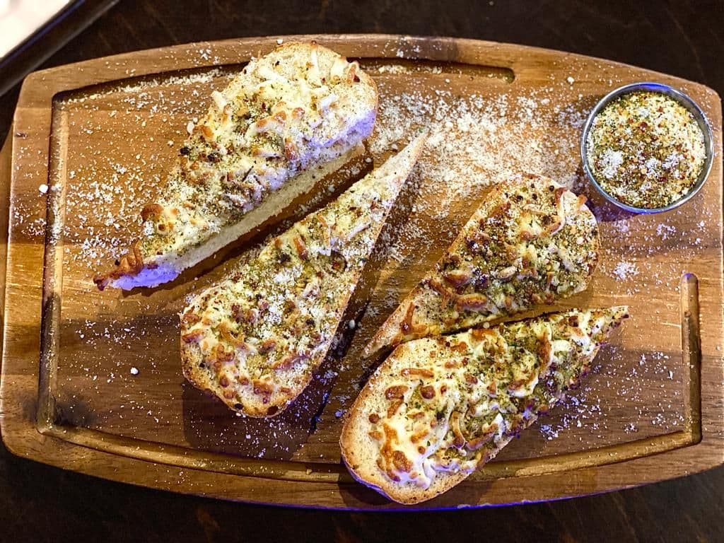 Garlic Cheese Bread