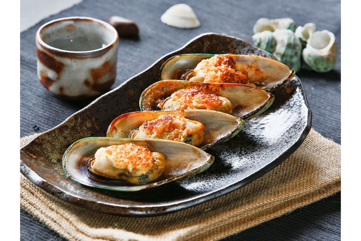 Baked Mussels (5pcs)
