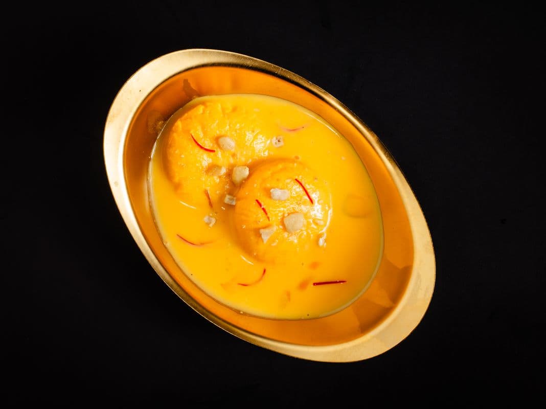Mango Rasmalai