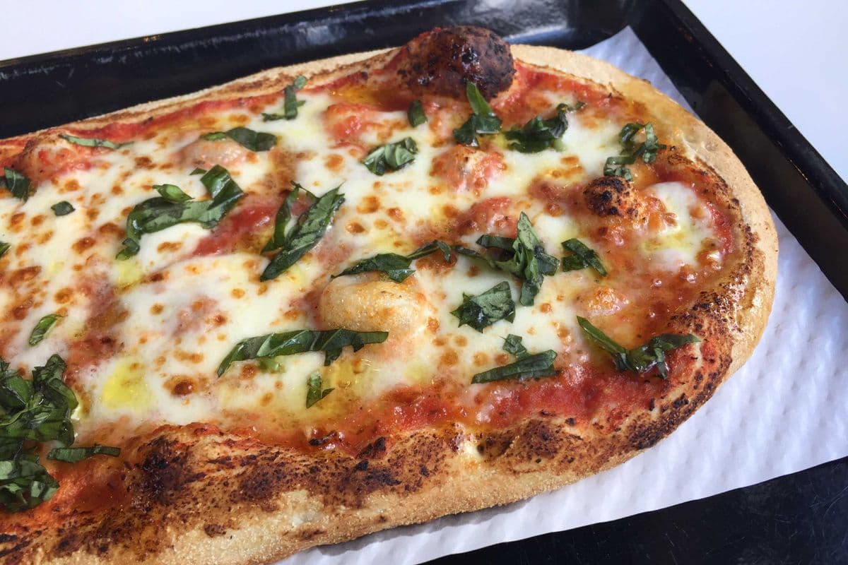 Plain Jane Signature Pizza 🍃