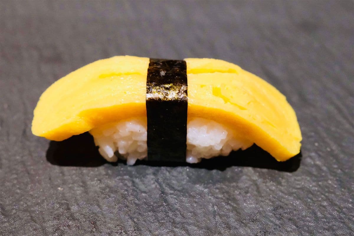 Tamago Nigiri (2 pcs)