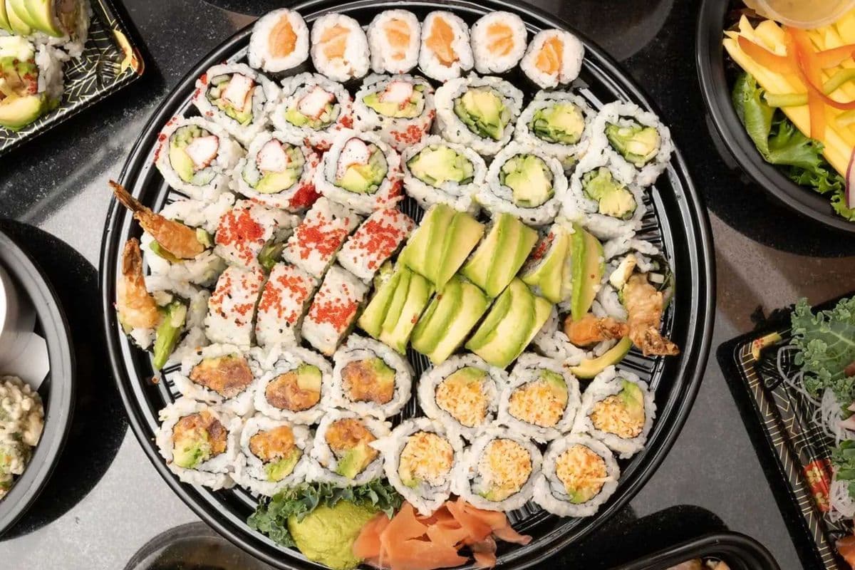 Roll Party Tray C (72 pcs)