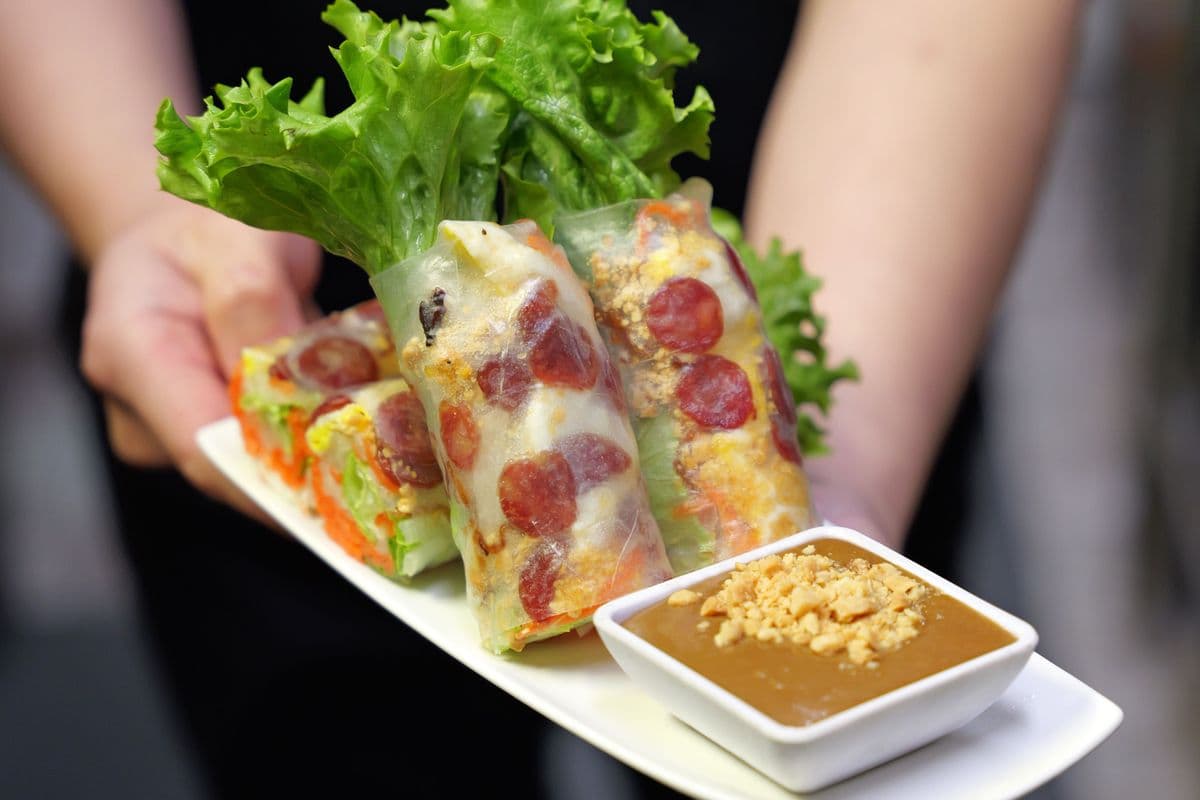 Phnom Penh Rolls (Bò Bía)