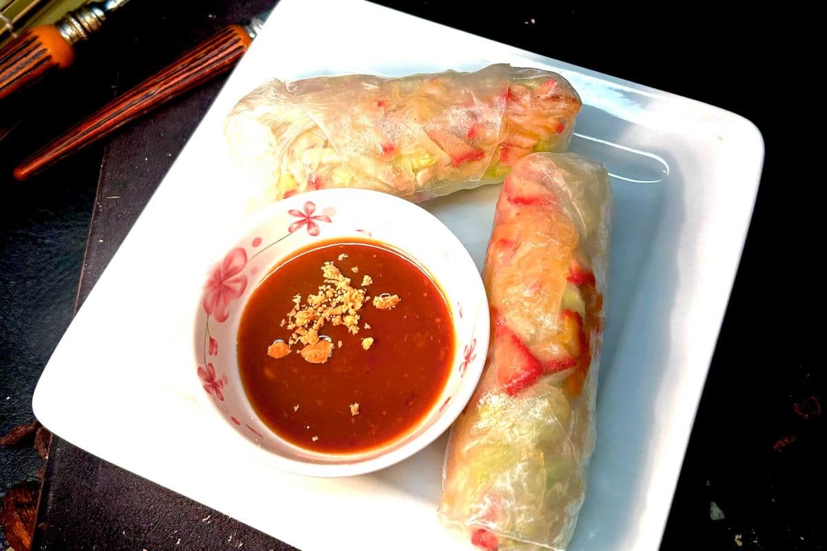 5. Shredded Pork Fresh Roll (2 pcs)