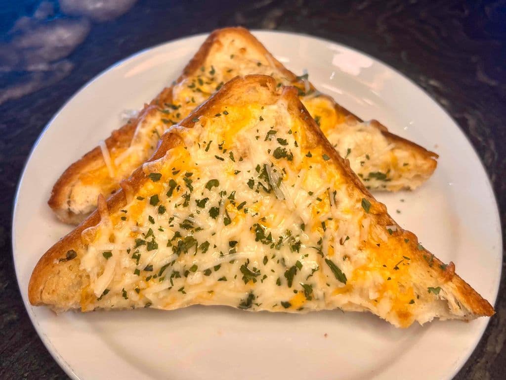 Cheese N Bread
