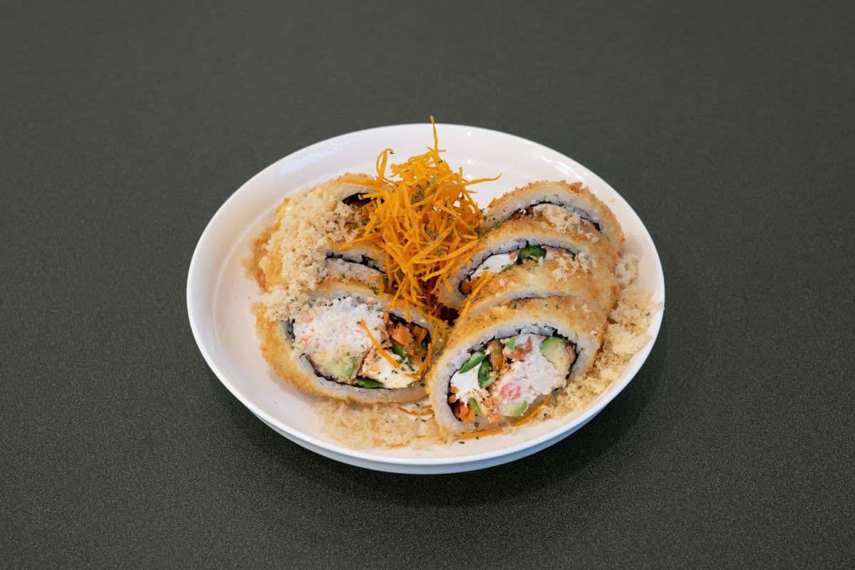 Golden Crunch Roll (8 pcs)