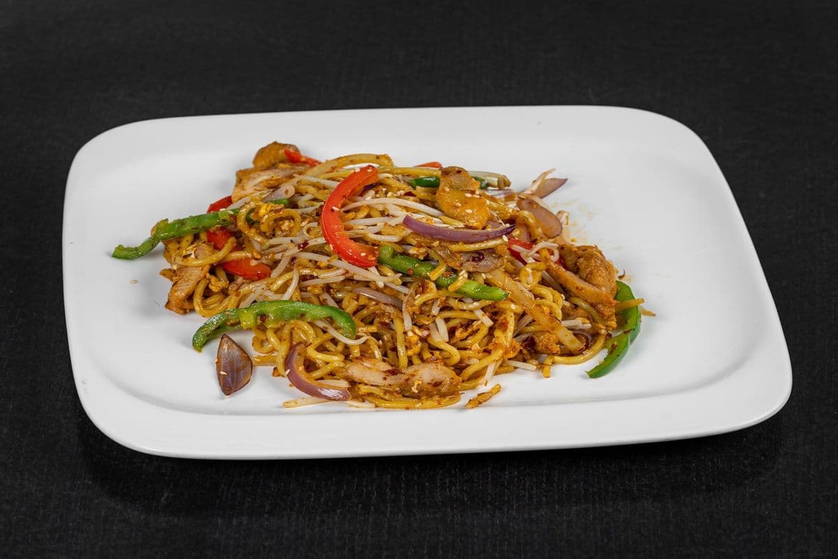 X1. Stir-Fried Shanghai Noodle / Mi Shanghai
