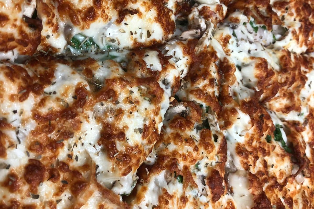 Small 10" Alfredo Chicken Pizza