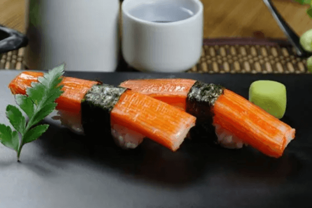 Kani Sushi (2 Pieces)