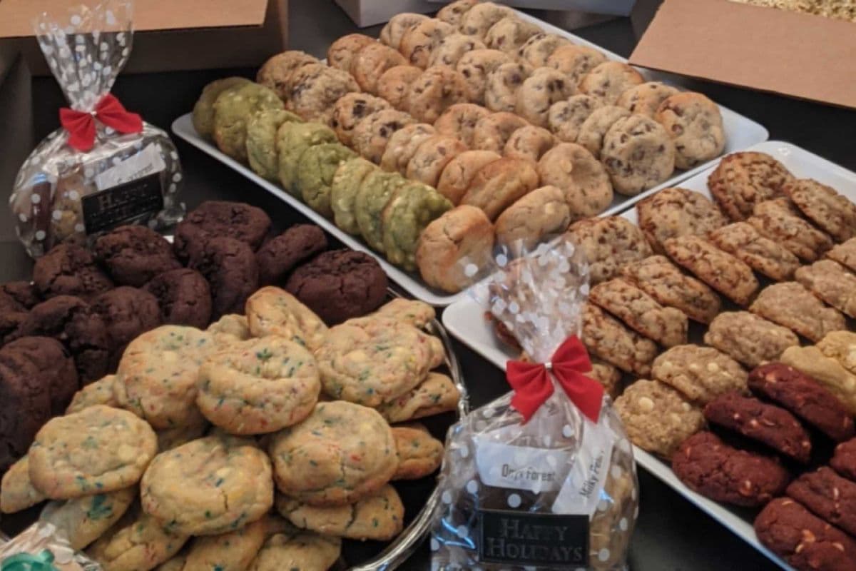 Party Cookie Assortment Cookies (24 pcs)